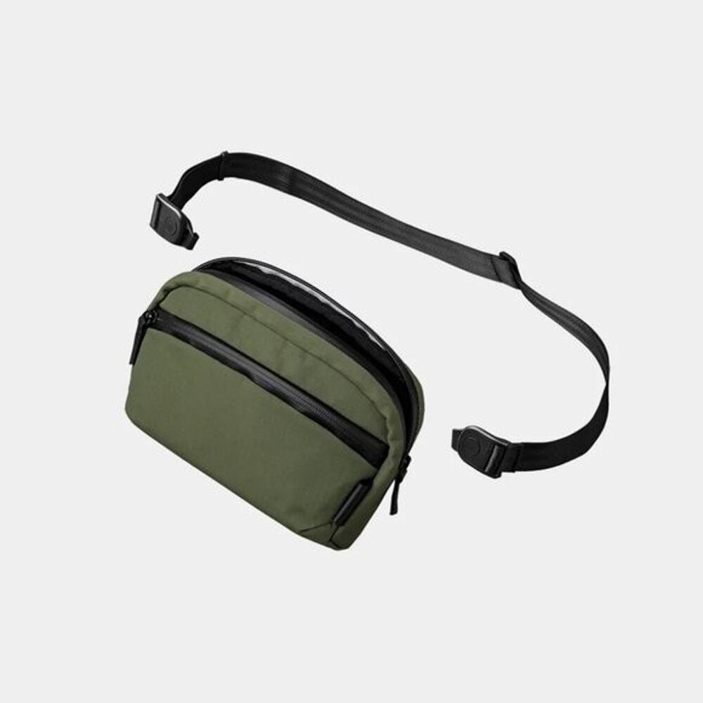 NWT ALPAKA Flight Sling Crossbody Bag Travel Lightweight Green / Axoflux 210D 1L